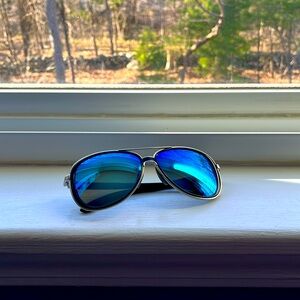 Oakley Split Time Sunglasses in Prizm Sapphire with Polarized Lenses